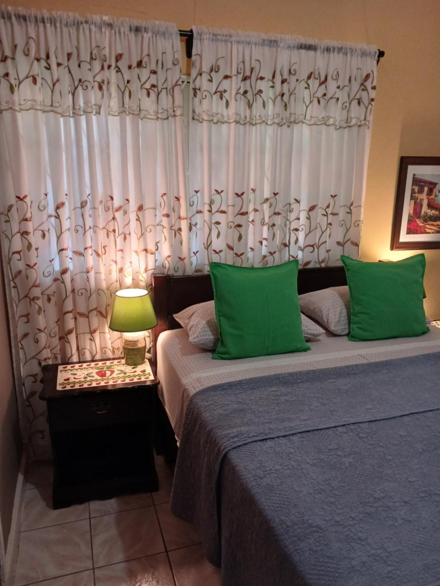 Ultimate Freedom Bed And Breakfast Santa Cruz Exterior foto
